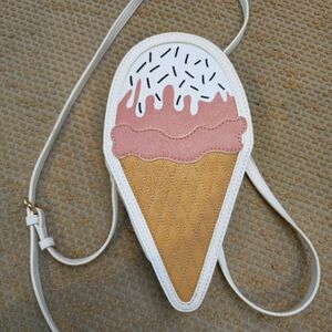 Nwot Lauren Conrad Ice Cream Cone Crossbody Purse